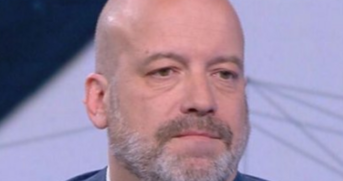 Писателят и водещ Иво Сиромахов за пореден път развесели последователите