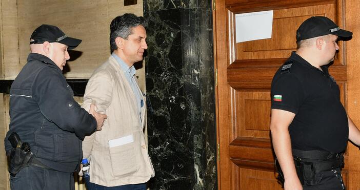 Софийският апелативен съд остави под домашен арест бившия директор на