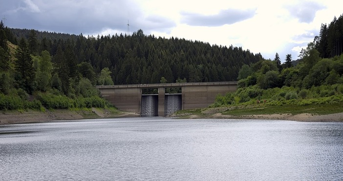 Всички постройки на язовир Огоста край Монтана са незаконни Това