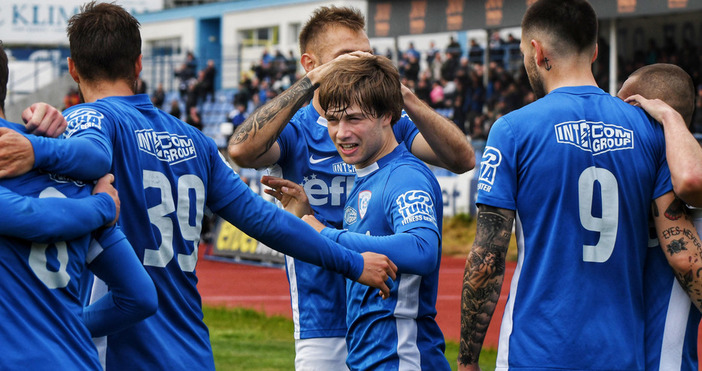 Преговорите за нов благодетел на соколите започнаха Днес на Стадион Спартак