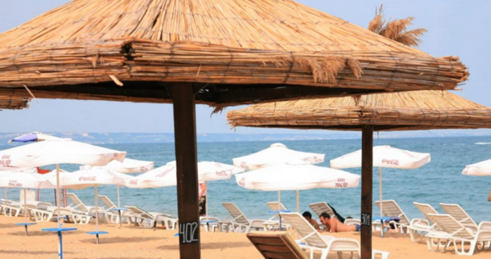 Плажът е мястото което обикновено свързваме с прохлада през лятото