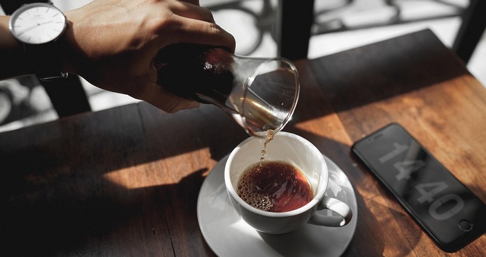 На фона на горещините пациенти препълниха чакалните в една от