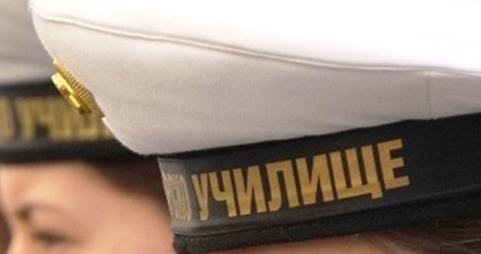 Отлив към класическите морски професии Корабоводене Механик и Корабен инженер