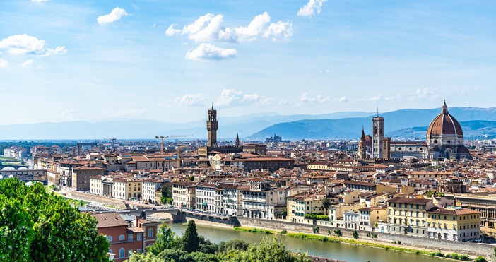 Министерството на външните работи МВнР препоръчва на пътуващите към Италия