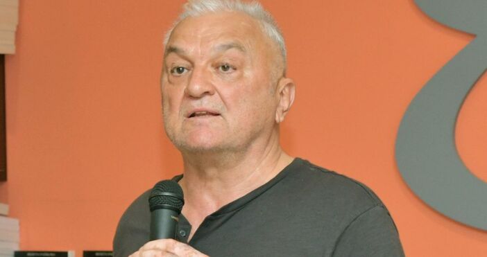 Сашо Диков Стойков e роден на 25 юли 1952 г Сашо Диков