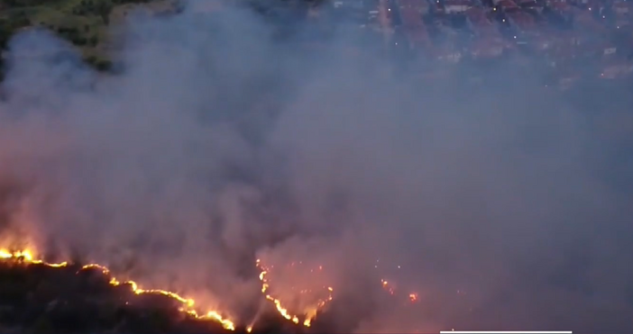 Пожарникарите във Видин са на крак заради запалени сухи треви
