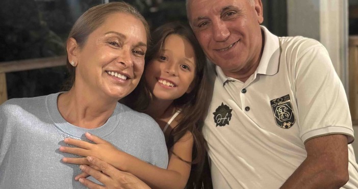 Прекрасни кадри от почивката си сподели Христо Стоичков Той е с