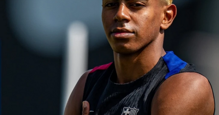 Младата звезда на Барселона Ламин Ямал спечели четвъртото издание на анкетата 100 те на