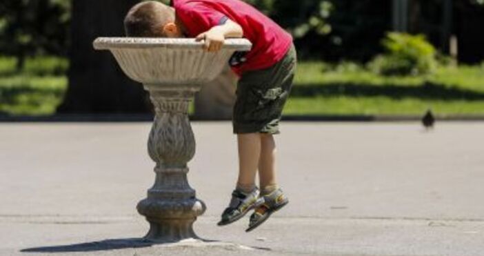 През нощта над почти цялата страна ще е предимно ясно