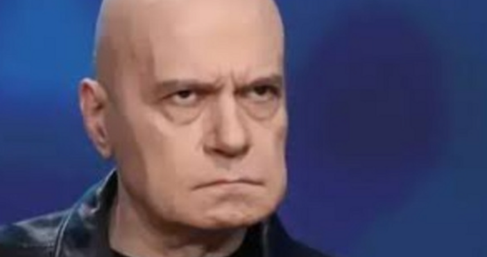 Слави Трифонов излезе с важно изявление в жегата Ето какво пише