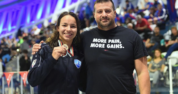 Атмосферата на басейна е невероятна Конкуренцията на световното в Сингапур