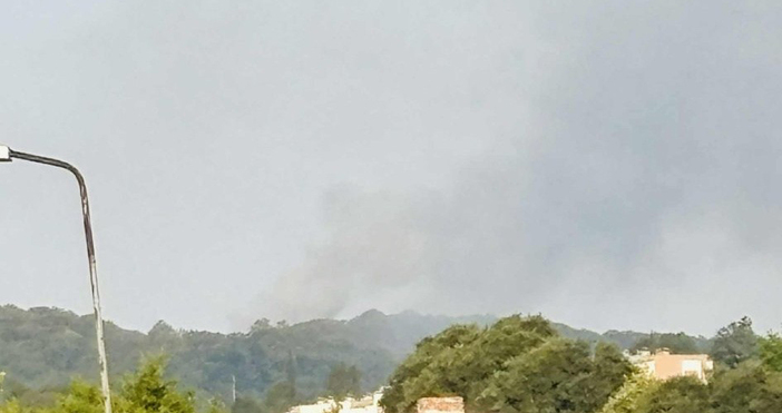 Голям пожар горя в сметището край Малко Търново Около 17