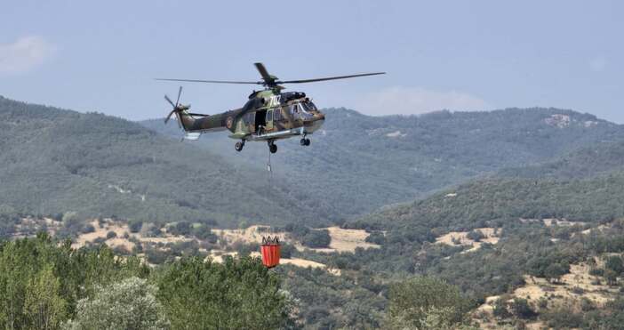 100 са активните пожари в момента в страната сочат последните