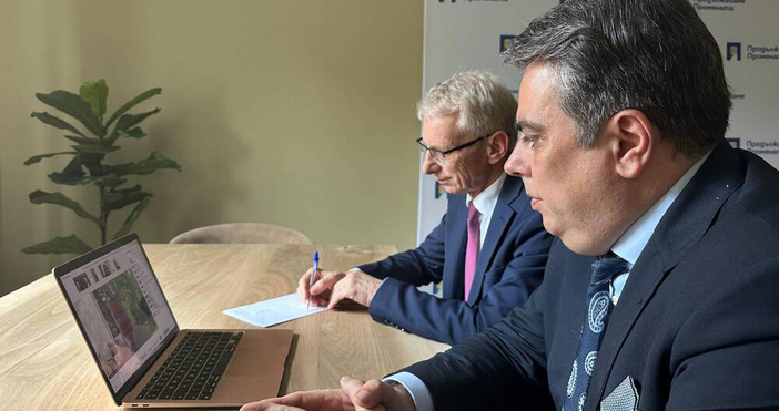 Президентът на Обнови Европа Валери Айе президентът на АЛДЕ Свеня