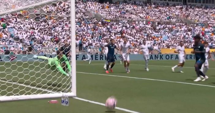 Френският нападател на Реал Мадрид Килиан Мбапе ще играе  екипа