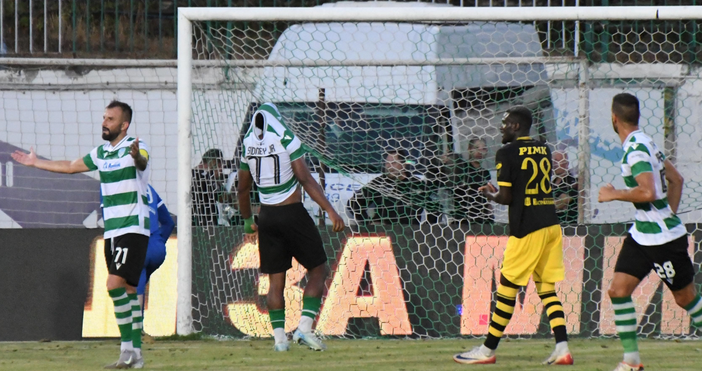 Треньорът на Черно море Илиан Илиев няма да може да