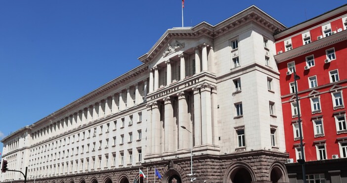 Проект на решение за освобождаване на областния управител на Велико