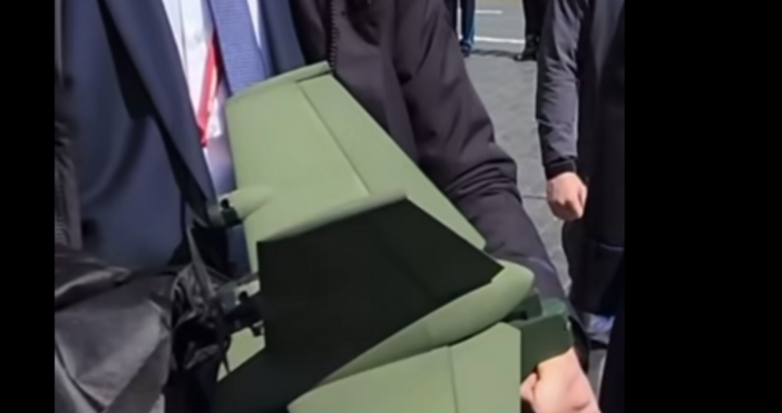 Охраната на Путин вече с дронове прехващачи Личната охрана на руския