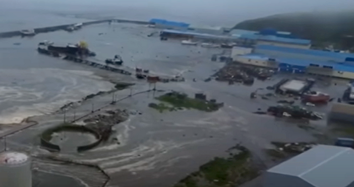 Милиони жителите на крайбрежните райони покрай Тихия океан бяха евакуирани