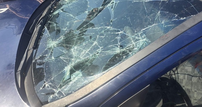 Временно е ограничено движението по платно за Кулата на път