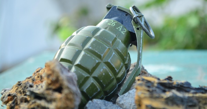 Граната е била открита в апартамент в центъра на Перник