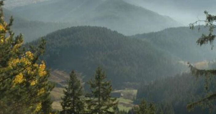 Приятно е времето за туризъм в планините топло е а