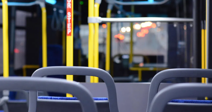 Движението по възлов път край Бургас е затруднено Голямо задръстване се