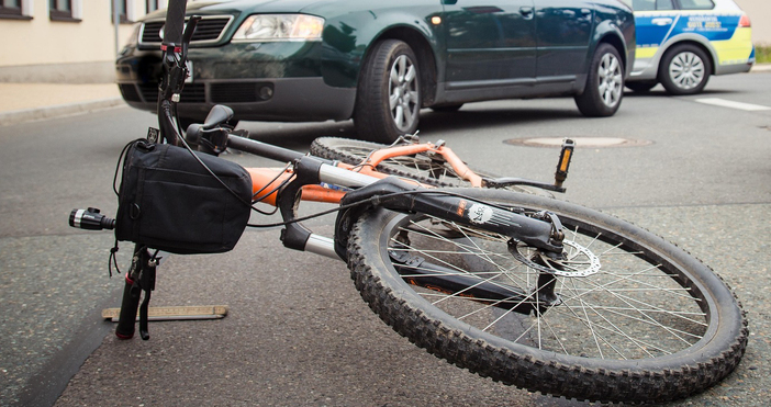 Колоездач пострада при произшествие малко след началото на ремонта на