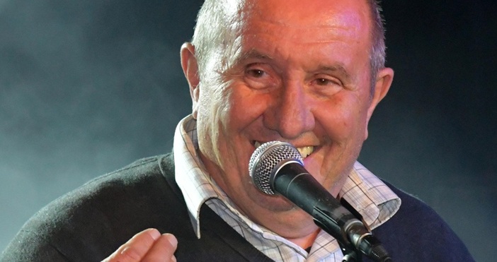 Пичове, благодаря ви за загрижеността, но новината за катастрофата е