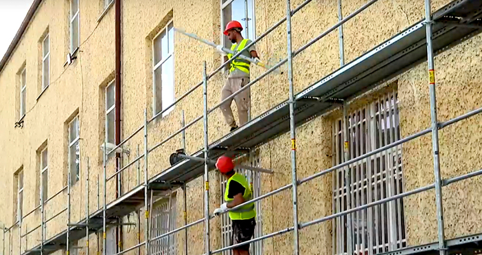 Мая Иванова Кадри Нова ТВВ началото на годината училищата за