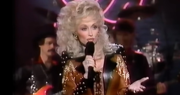 Американската кънтри певица Доли Партън беше обявена за икона на Световните рекорди