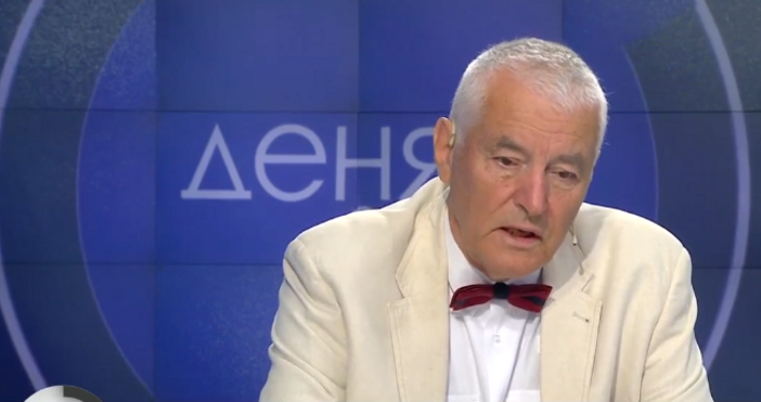 Доброволците когато работят работят защото имат голямо сърце и искат