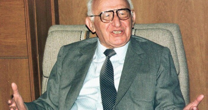 Ванга е знаела че кланът Живкови изплаща някаква тежка карма със склонността си