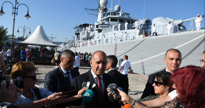 Бързането с еврото изпразни хазната и сега кабинетът търси пари