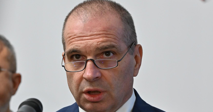 Райънеър“ (Ryanair) дължи отговори, а не оправдания. Това посочва вицепремиерът