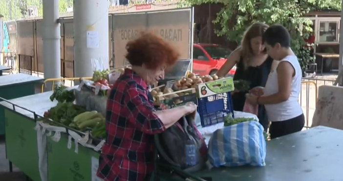 Повишаването на цените на основни хранителни продукти тревожи българските пенсионери