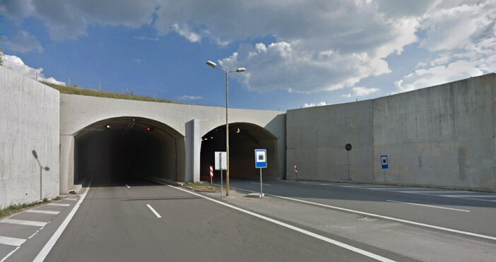 На 13 и 14 август през нощта за почистване и