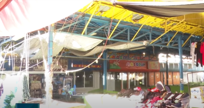 В пазарния ден вчера санданчани купуваха в по големи количества зеленчуци