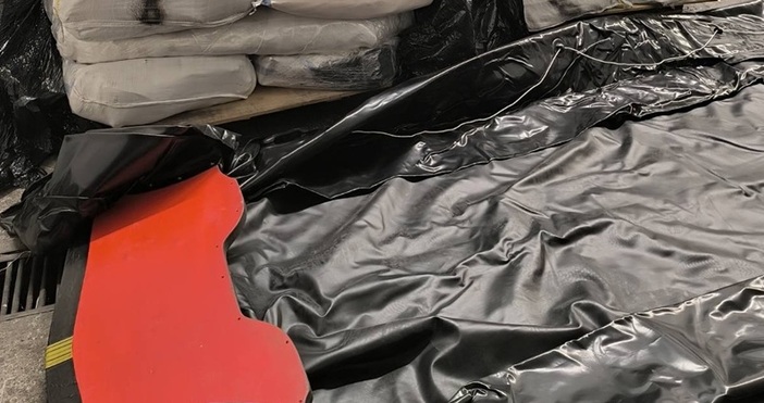 Митническите служители на Митнически пункт Капитан Андреево задържаха 20 контрабандни