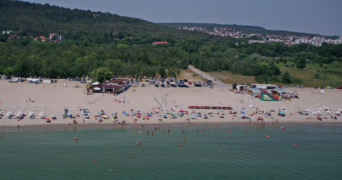 В Деня на Варна 15 август плажът в Аспарухово
