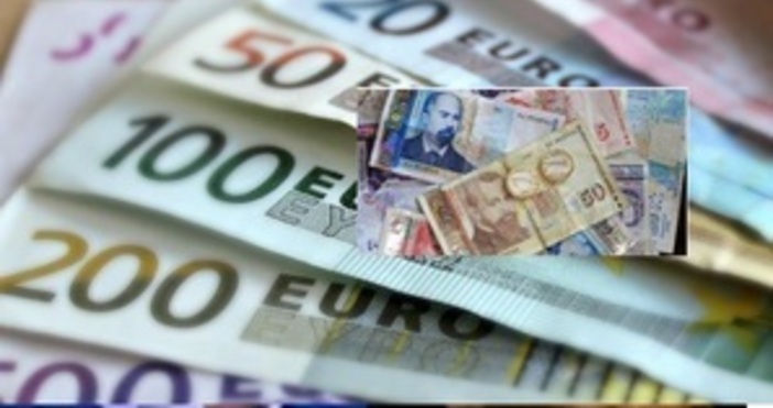 През първите шест месеца от датата на въвеждане на еврото