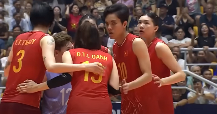 Отборът на Виетнам по волейбол за жени до 21 години