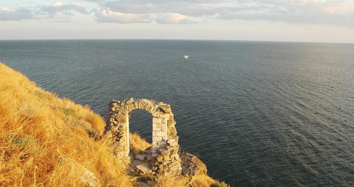 Археолозите, проучващи нос Калиакра под ръководството на доц. д-р Бони