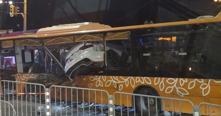 Един човек е загинал а поне 5 ма са ранени при