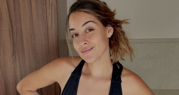 Мари Константин дъщерята на тв водещата Гала трогна последователите си