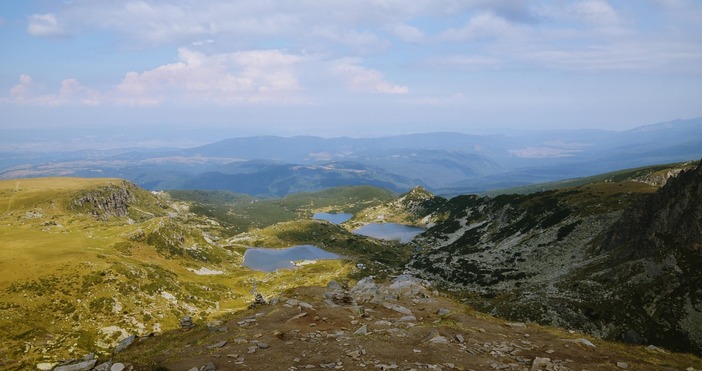 Осигурено е полицейско присъствие и охрана в района към и