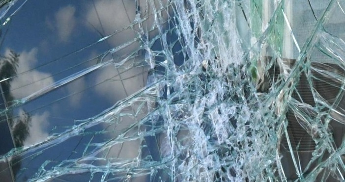 Повече от 70 души са загинали при катастрофа в провинция Херат