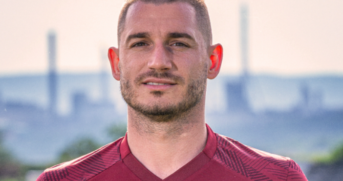 Бившият футболист на Спартак и настоящ на Фратрия Виктор