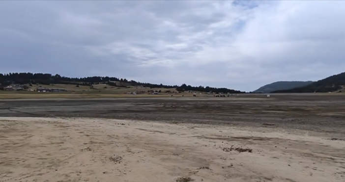 Батак вече е под 30 от разполагаемият си обем Министерство на