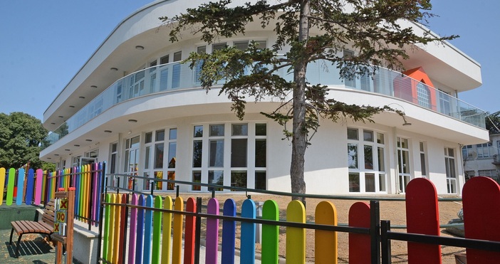 Общинска дирекция Образование и младежки дейности обяви свободните места за